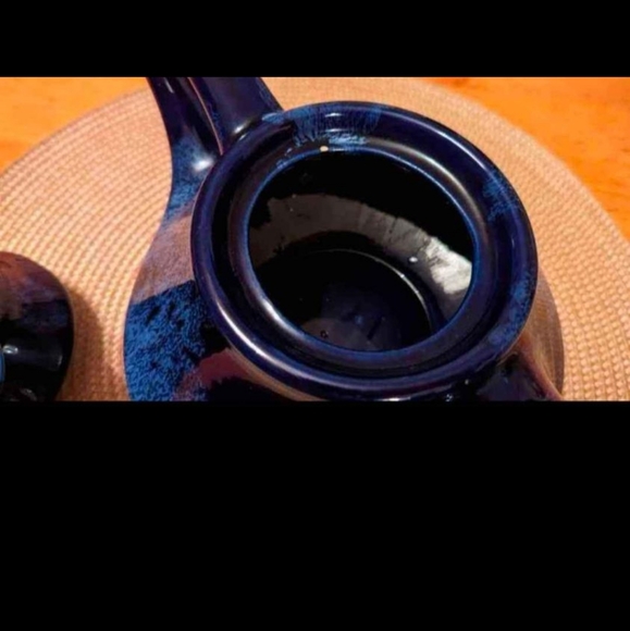 Vintage Blue MCM Beauceware Quebec Pottery Teapot and Creamer - Picture 6 of 7